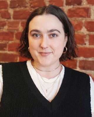 Photo of Sarah Flores, Clinical Social Work/Therapist, LCSW