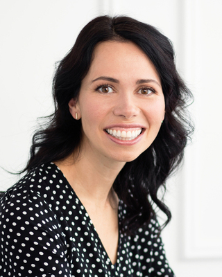 Photo of Janina Kanonas, MA, BA, RP, Registered Psychotherapist