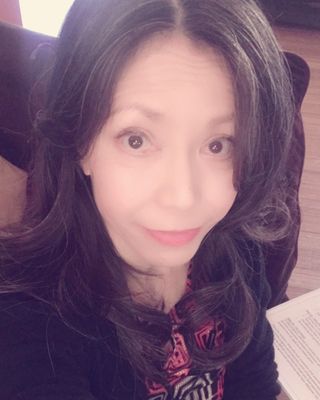 Photo of Thuy-van Duckett-Beauford, Clinical Social Work/Therapist, LICSW, DSW