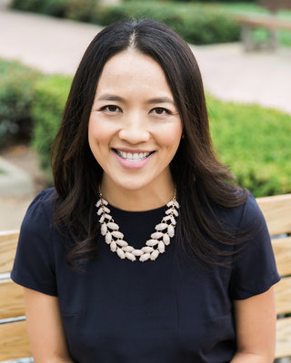 Photo of Diana Nguyen, LCSW