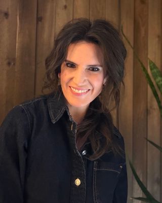 Photo of Stacy Ju Gibbons, Licensed Professional Counselor, LCMHC