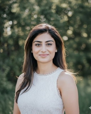 Photo of Reena Baidwan, Registered Social Worker, MSW, RSW