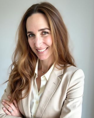 Photo of Elaina Donohoe, LCPC, LIMHP