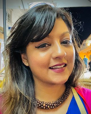 Photo of Sangita Mistry, Psychotherapist, MA, HCPC-Art Therap.
