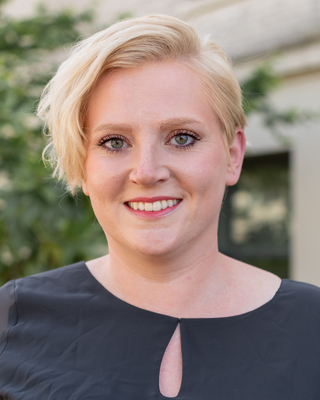 Photo of Alyse La Monte, Psychiatric Nurse Practitioner in Salem, OR