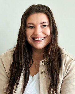 Photo of Kira Zuk, Counsellor, CCC, MACP, RCT