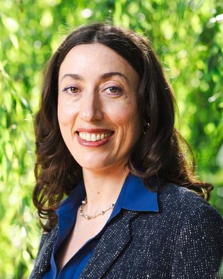 Photo of Lillian Myers, Marriage & Family Therapist Associate, MA, AMFT, PRDT