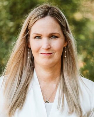Photo of Catherine Hudgson, Psychologist, PsychD, PsyBA - Clin. Psych
