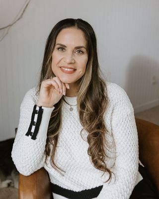 Photo of Amanda Cortez, Marriage & Family Therapist, LMFT