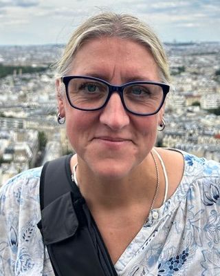 Photo of Kate Cooke, Registered Social Worker, RSW, MSW, SEP