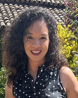 Photo of Lizette Padilla, Pre-Licensed Professional, MSW, ASW