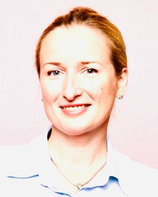 Photo of Victoria Moskovskaya, Registered Psychotherapist, MBA, MPsy, RP, Coach, CH