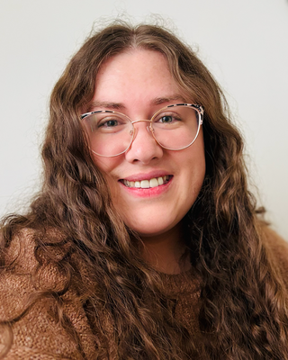 Photo of Hayllie Durette, Registered Psychotherapist, RP, DTATI, BFA