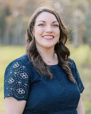 Photo of Faith McElroy, Pre-Licensed Professional, JD, LMSW