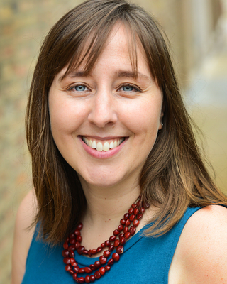 Photo of Amy Kallenberg, Clinical Social Work/Therapist in North Center, Chicago, IL