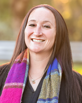 Photo of Tina Listro, Marriage & Family Therapist, LMFT