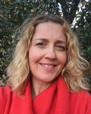 Photo of Nicola Young, Psychotherapist in London, England
