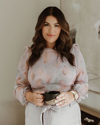 Photo of Rochelle Brandt, Registered Psychotherapist, BCYC, TITC-TC, MACP, RP