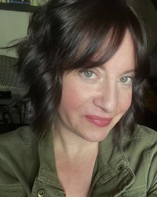 Photo of Dara Pruszenski, Licensed Social Worker, MA, LSW