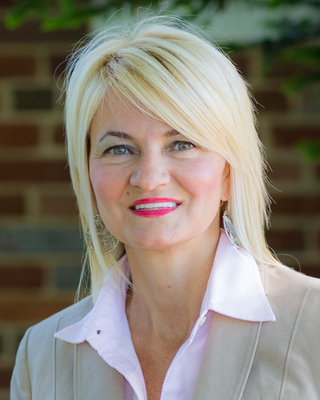 Photo of Bethany Miracle-Larson, Pre-Licensed Professional in Alexandria, VA