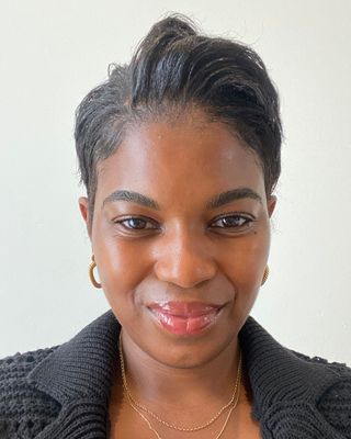 Photo of Dr Eloise Wynter, Psychologist, HCPC - Clin. Psych.