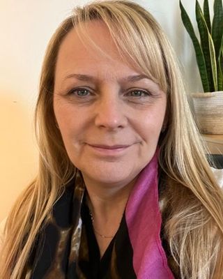 Photo of Lisa Greenwood - Lisa Kaye, Counsellor, MBACP Accred