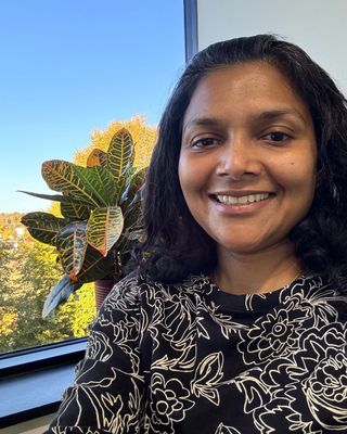 Photo of Sindhia Shyras, Psychiatric Nurse Practitioner