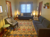 Gallery Photo of When you arrive for your session, please relax and make yourself at home in our waiting room.