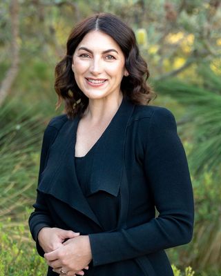 Photo of Sophie Sunderland, Psychotherapist, PhD, PACFA
