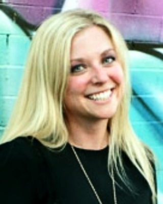 Photo of Bridget M Hofstadter, LPC, ATR, CCATP, Licensed Professional Counselor in Denver
