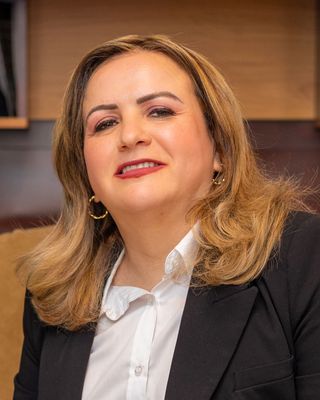 Photo of Lizet Oviedo, Registered Social Worker, RSW, LCSW