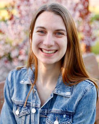 Photo of Hannah Mudge, Marriage & Family Therapist, MA, LMFT