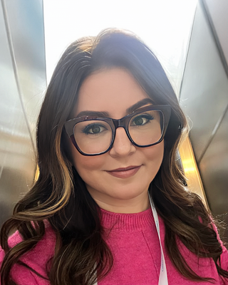 Photo of Monique Zarate, Clinical Social Work/Therapist, LCSW