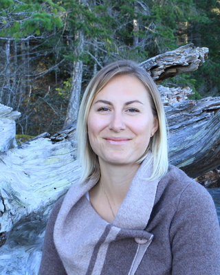 Photo of Veronica Harris, Counsellor in V9G, BC