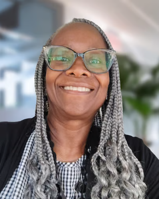 Photo of Rosalind Laurie Larry, Clinical Social Work/Therapist, LCSW