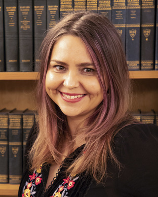 Photo of Zina Petrov, LPCC-S, MFT, Counselor