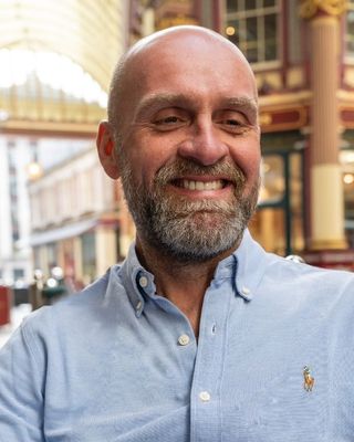 Photo of Ross Hyslop, Counsellor, MBACP