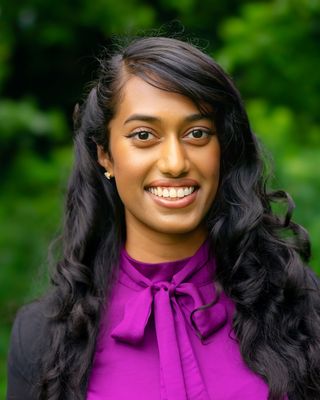 Photo of Thanara Rajakulendran, MSc, MPsych, Pre-Licensed Professional