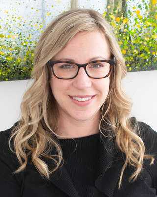 Photo of Ashley Barlow, Psychologist in Edmonton, AB