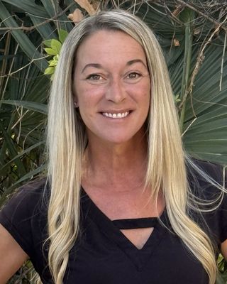 Photo of Shannon Saluk, Clinical Social Work/Therapist, LCSW