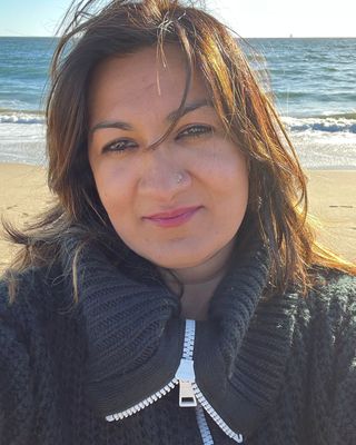 Photo of Shenaaz Janmohamed, Clinical Social Work/Therapist, MSW, LCSW