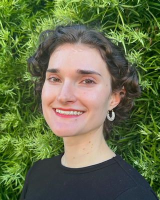 Photo of Kendra Lewis, Associate Clinical Social Worker, ASW, DBT, IFS