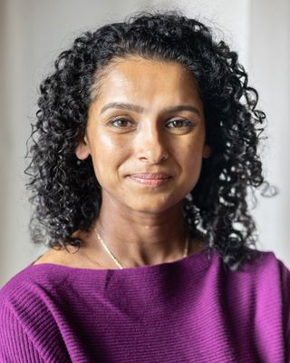 Photo of Susan Mathew, Psychologist in Chicago, IL