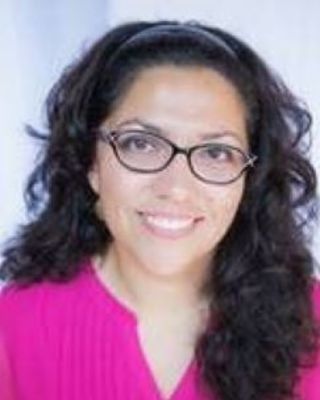 Photo of Sushi Frausto, Marriage & Family Therapist, MA, LMFT