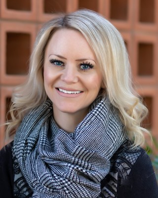 Photo of Nikole Hintz-Lyon, Licensed Professional Counselor in Peoria, AZ