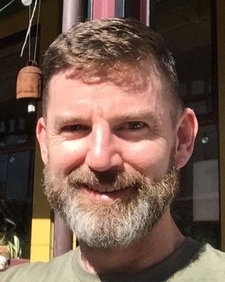 Photo of Jeff Darcy - Curiosity Counselling, Clinical Social Work/Therapist, MSW, RCSW