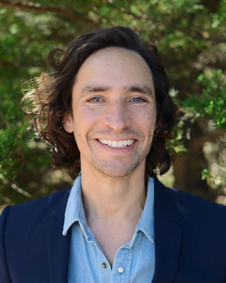 Photo of Rodrigo Caldera, Marriage & Family Therapist, MFT