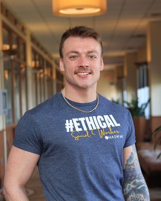 Photo of Taylor Vanderlaan, Pre-Licensed Professional, LLMSW