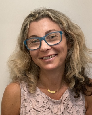 Photo of Francesca Murden, Psychotherapist in Glebe, NSW