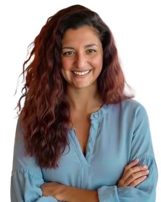 Photo of Nelly Morcos, Registered Psychotherapist (Qualifying), RP (Q), MACP, ND